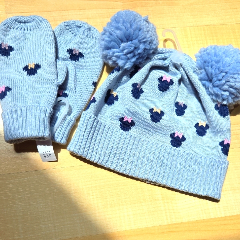 NWT Little Girls GAP× DISNEY Hat & Mittens